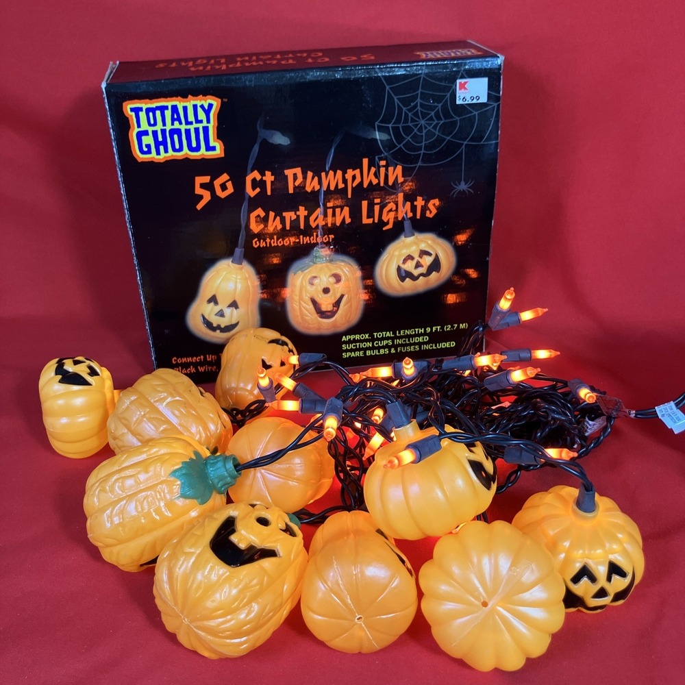 1 - Totally Ghoul 50 Curtain Lights W/ 10 Jack O Lantern Pumpkins / 9 Ft / Flaw